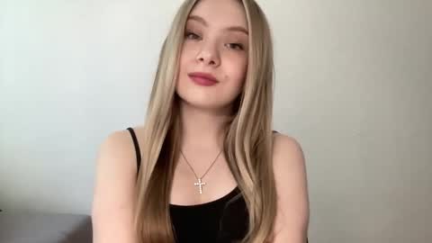 polishangel222 online show from 20, 5, 2026