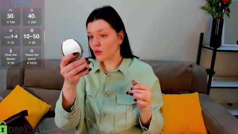 Snapshot of polly__mayer chatting on 9, 10, 2025 Polly online show from 9, 10, 2025