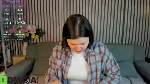 Snapshot of polly__mayer chatting on 15, 10, 2025 Polly online show from 15, 10, 2025