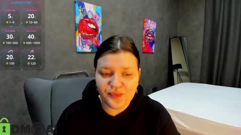 Snapshot of polly__mayer chatting on 29, 10, 2025 Polly online show from 29, 10, 2025