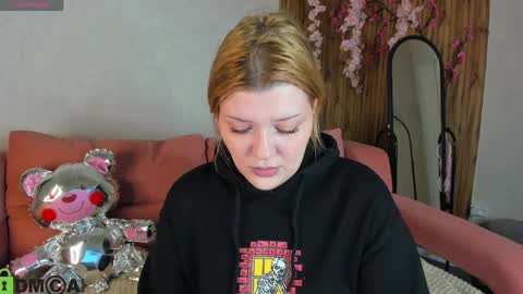 Polly online show from 27, 3, 2026