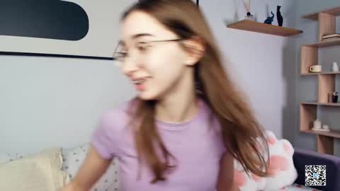 Polly online show from 1, 10, 2025