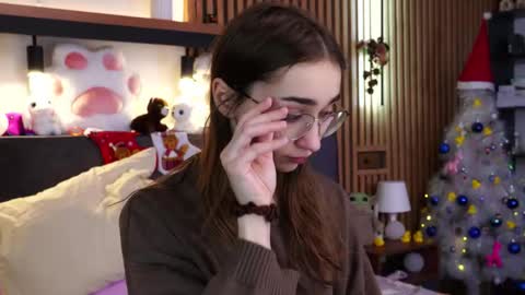 Polly online show from 23, 12, 2025