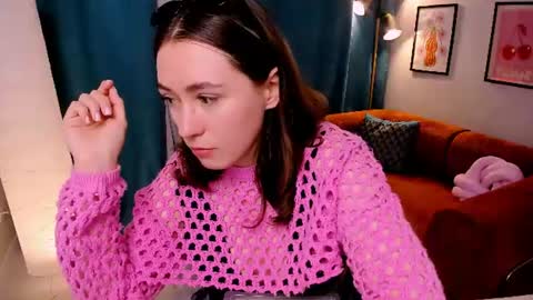 Snapshot of polly_pop_ chatting on 5, 7, 2026 Polly online show from 5, 7, 2026