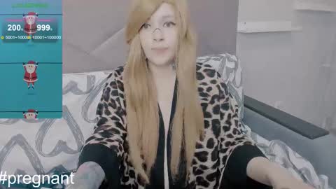 Snapshot of polly_wow chatting on 21, 9, 2025 Polly online show from 21, 9, 2025
