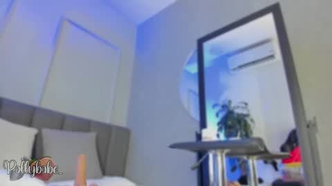 POLLY online show from 30, 11, 2025