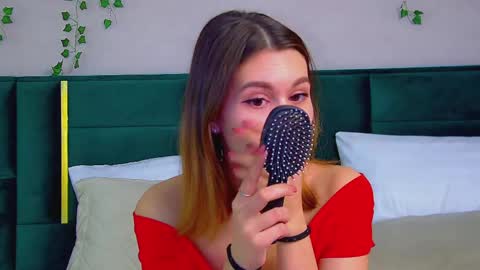 Polly online show from 10, 3, 2025