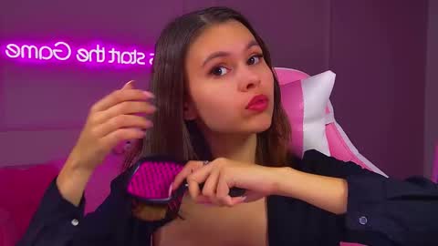 Polly online show from 10, 10, 2025