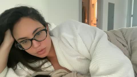 Polly Pocket online show from 5, 11, 2025