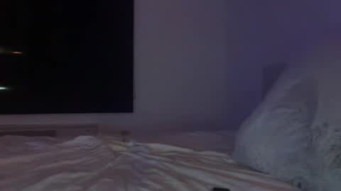 Polly Pocket online show from 15, 4, 2026