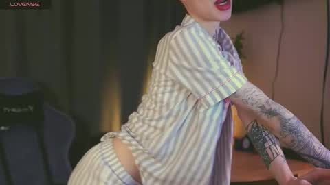 Snapshot of polusladkoye chatting on 19, 2, 2025 Megan.online  online show from 19, 2, 2025