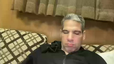 Snapshot of ponchynyc chatting on 10, 10, 2025 PONCH online show from 10, 10, 2025