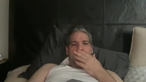 Snapshot of ponchynyc chatting on 17, 11, 2025 PONCH online show from 17, 11, 2025