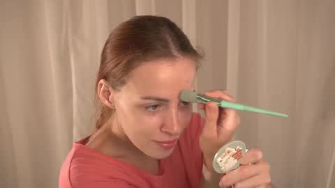 Snapshot of poni_dii chatting on 28, 11, 2025 online show from 28, 11, 2025