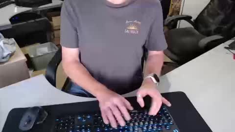 Snapshot of poodledude chatting on 20, 10, 2025 Dave online show from 20, 10, 2025