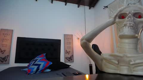 pool  online show from 20, 10, 2025