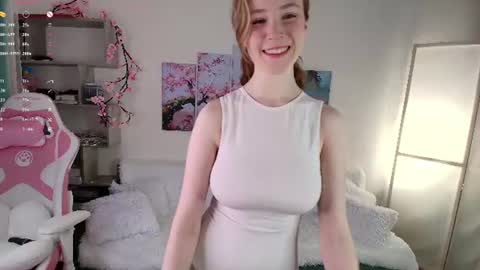 Snapshot of poompoompeach_ chatting on 3, 8, 2026 Alice online show from 3, 8, 2026