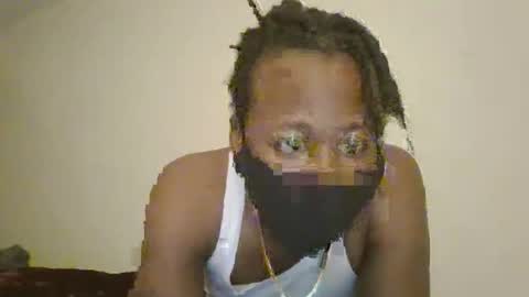 Snapshot of poppydingo1 chatting on 16, 11, 2025 poppydingo1 online show from 16, 11, 2025