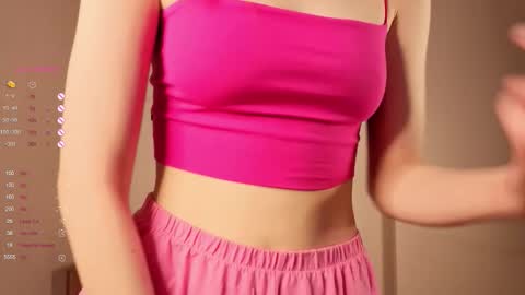 Snapshot of popy_star chatting on 11, 11, 2025 Agnes online show from 11, 11, 2025