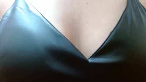 porcelainlux online show from 14, 11, 2025