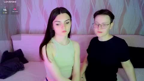 Ana and Tati online show from 9, 10, 2025