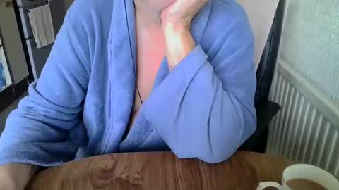 Snapshot of poshman65 chatting on 19, 10, 2025 poshman65 online show from 19, 10, 2025