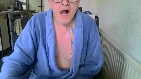 poshman65 online show from 11, 4, 2026