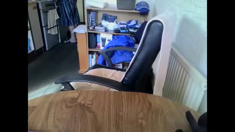 poshman65 online show from 18, 4, 2026