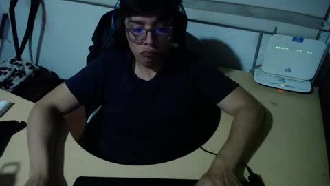 Snapshot of powerfulzeus2 chatting on 26, 9, 2025 powerfulzeus2 online show from 26, 9, 2025