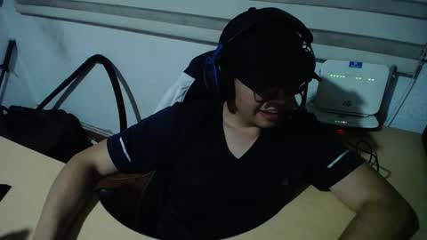 Snapshot of powerfulzeus2 chatting on 8, 10, 2025 powerfulzeus2 online show from 8, 10, 2025