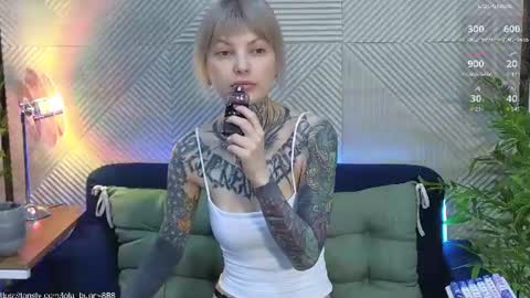 Lola online show from 9, 7, 2026