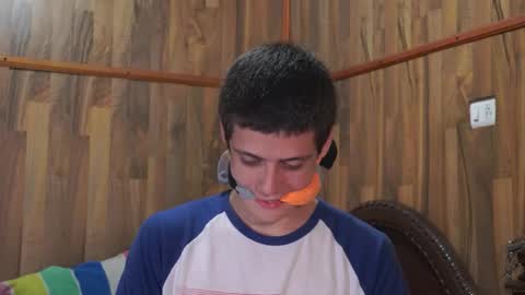 Snapshot of powertwinky chatting on 31, 10, 2025 chris independent online show from 31, 10, 2025