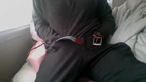 Snapshot of powthunder85 chatting on 2, 4, 2026 powthunder85 online show from 2, 4, 2026