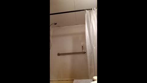 Snapshot of precious_wish chatting on 13, 11, 2025 precious_wish online show from 13, 11, 2025