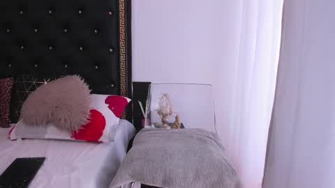 Ailyn online show from 27, 2, 2025