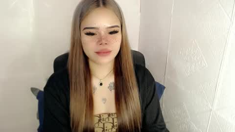 Snapshot of preciousangel69xxx chatting on 21, 2, 2025 MAXXINE online show from 21, 2, 2025