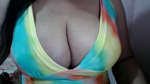 Snapshot of pregnantsinglesugar chatting on 4, 11, 2025 WELCOME IM SINGLE PREGNANT REALLY HARD TO BE A SINGLE WITH TWIN SO PLS STOP BEING RUDELIARWASTING TIME. BE CONSIDERATE. TNX online show from 4, 11, 2025