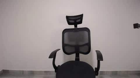 Plux online show from 6, 12, 2024