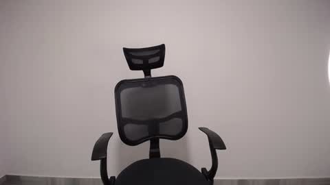 Plux online show from 9, 12, 2024