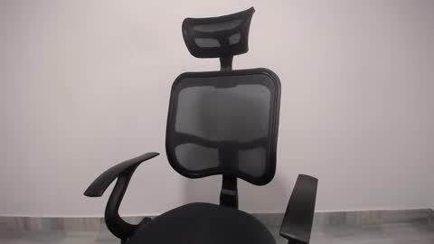 Plux online show from 19, 2, 2025