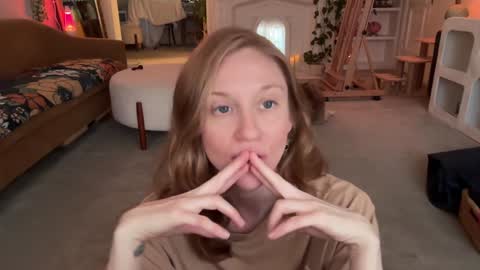 Pretend online show from 6, 11, 2025