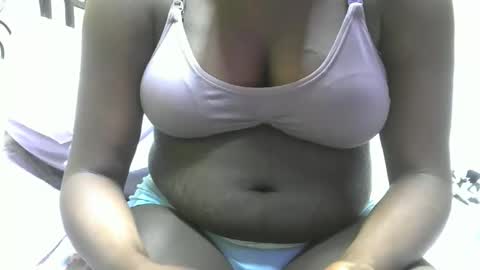 Snapshot of pretty_barbz chatting on 3, 10, 2025 pretty_barbz online show from 3, 10, 2025