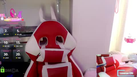 Snapshot of pretty_candysex chatting on 23, 9, 2025 Lisa online show from 23, 9, 2025