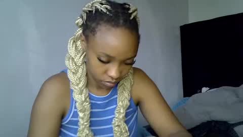 pretty jazminee online show from 13, 6, 2026