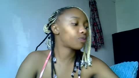 pretty jazminee online show from 23, 7, 2026