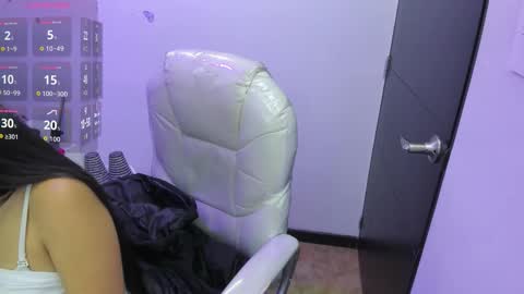 pretty online show from 12, 3, 2026