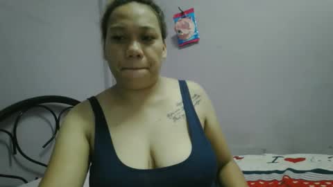 pretty_lyn08 online show from 13, 4, 2026