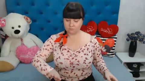 pretty_malika online show from 14, 2, 2025