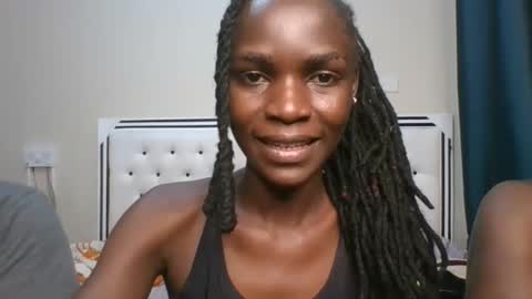 Snapshot of pretty_midnight_desire chatting on 16, 10, 2025 Pretty online show from 16, 10, 2025