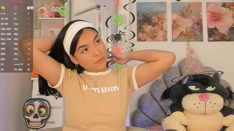 Snapshot of pretty_millie chatting on 7, 10, 2025 Ig skyend.x online show from 7, 10, 2025